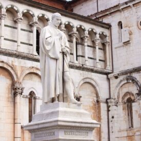 Discover our lovely shoot location, Lucca, Tuscany